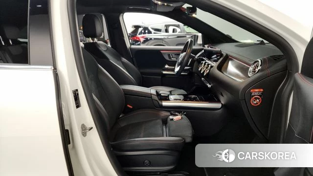 Mercedes-Benz EQA H243 2022 Белый из Кореи, фото 2