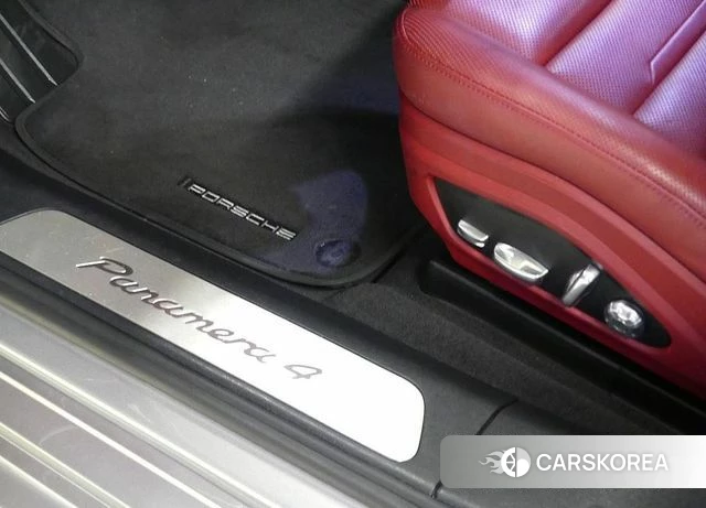 Porsche Panamera (971) 2020 Серебристо-серый из Кореи, фото 2