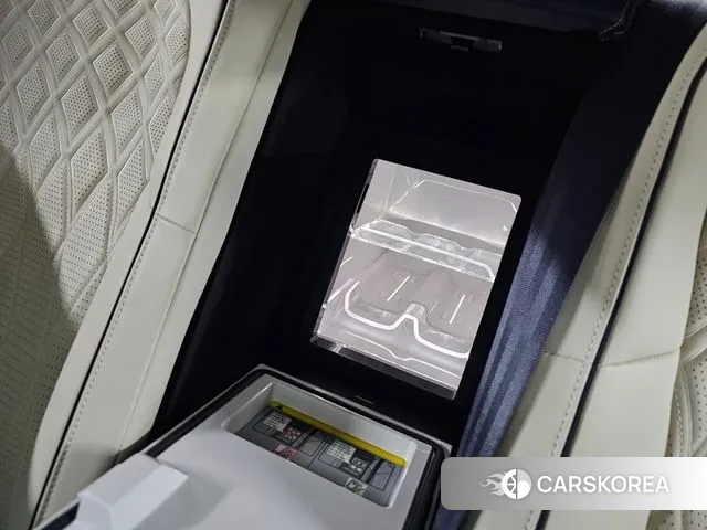 Bentley Flying Spur 3rd Generation 2020 Жемчужный цвет из Кореи, фото 2