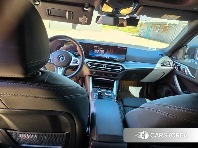 BMW i4 2024 Черный из Кореи, фото 2