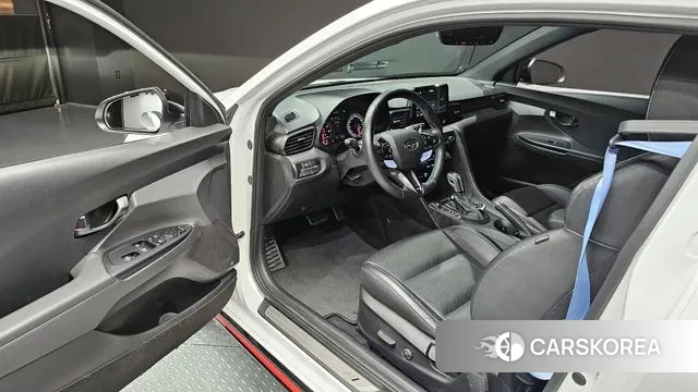 Hyundai Veloster (JS) 2022 Белый из Кореи, фото 2