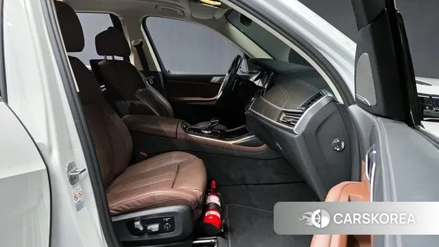 BMW X7 (G07) id 3483202 из Кореи 2