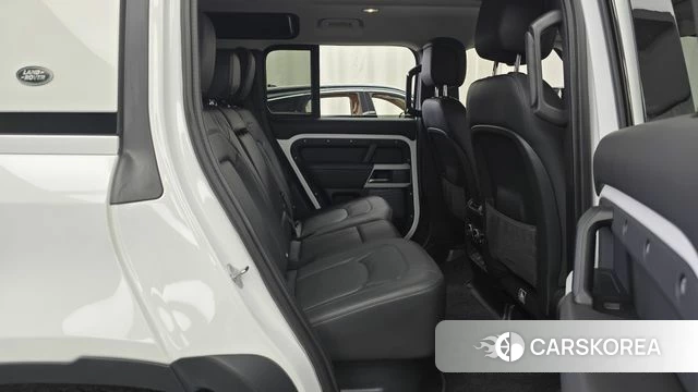 Land Rover Defender (L663) 2023 Белый из Кореи, фото 2