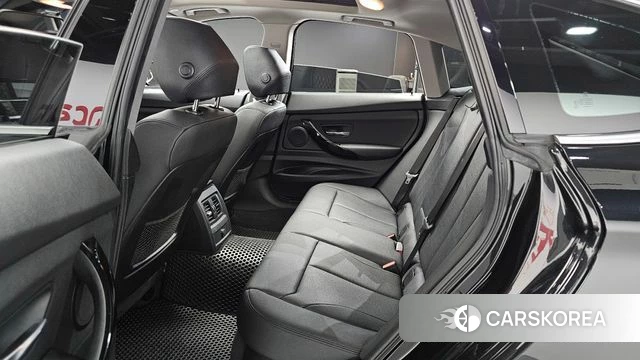 BMW 3 Series GT (F34) 2020 Черный из Кореи, фото 2