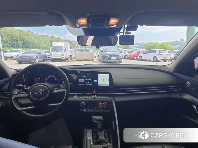 Hyundai Avante (CN7) 2022 Серебристо-серый из Кореи, фото 2