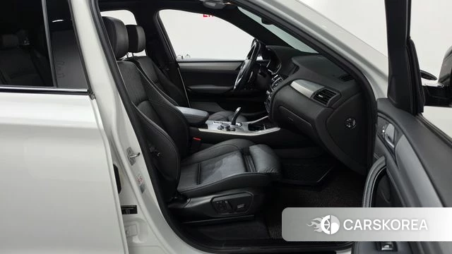 BMW X4 (F26) 2018 Белый из Кореи, фото 2