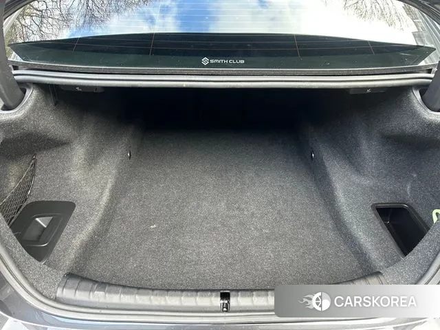 BMW 5 Series (G30) 2023 Серый из Кореи, фото 2