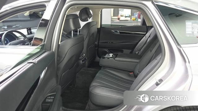 Genesis G80 (RG3) 2023 Серебряный из Кореи, фото 2
