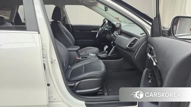 Kia Seltos 2022 Белый из Кореи, фото 2