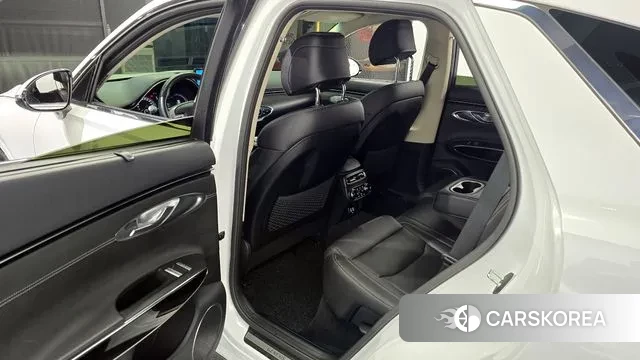 Genesis GV70 2021 Белый из Кореи, фото 2