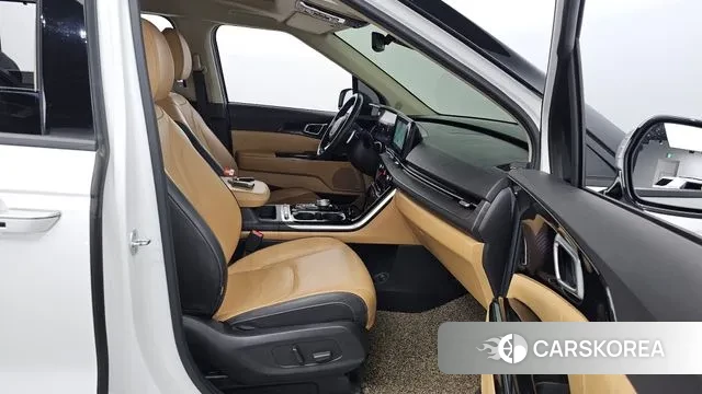 Kia Carnival 4th generation 2022 Белый из Кореи, фото 2