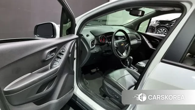 Chevrolet (GM Daewoo) The New Trax 2021 Белый из Кореи, фото 2