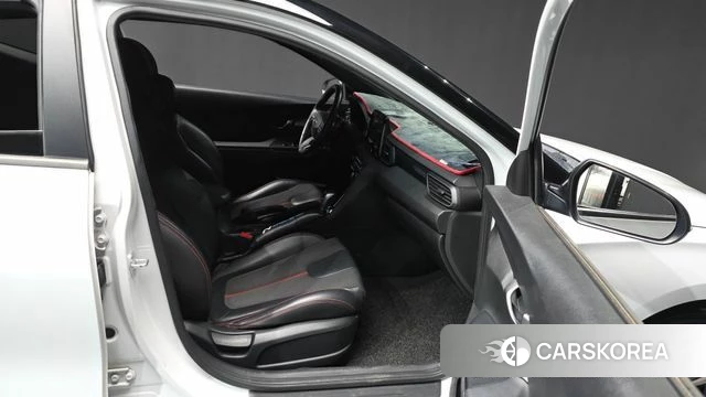 Hyundai Veloster (JS) 2018 Белый из Кореи, фото 2