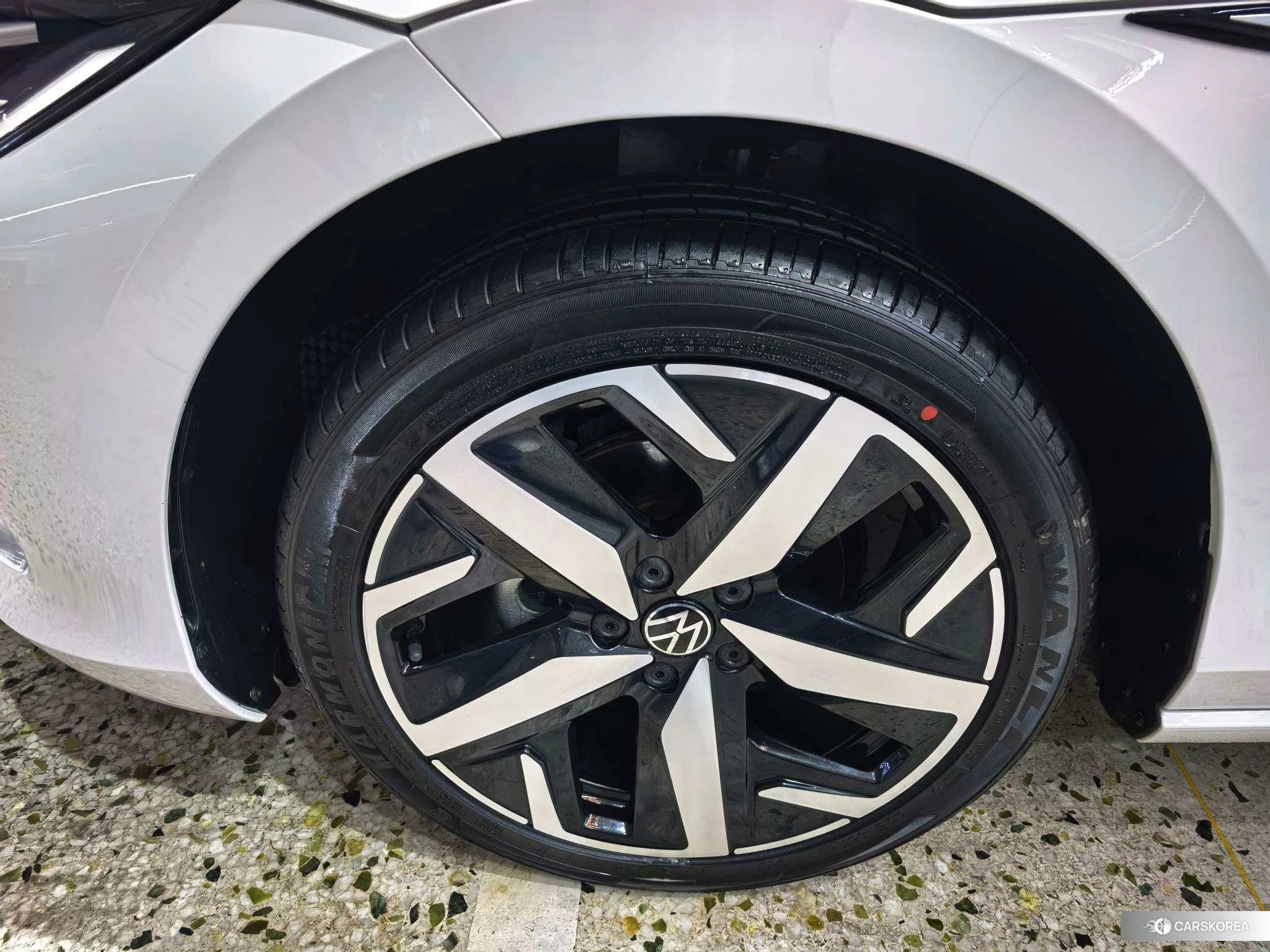 Volkswagen Lamando 2023 Белый из Китая, фото 2