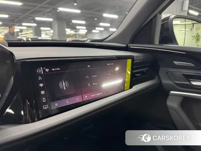 Audi Q5 (80A) 2025 Белый из Кореи, фото 2