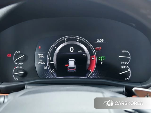 Lexus LX 2023 Белый из Китая, фото 2