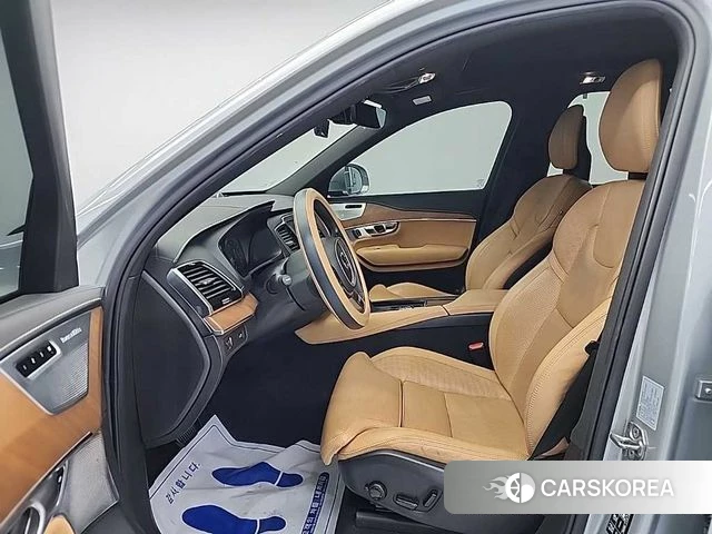 Volvo XC90 second Generation 2018 Серебристо-серый из Кореи, фото 2