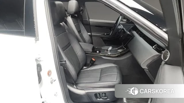 Land Rover Range Rover Evoque 2nd Generation 2024 Белый из Кореи, фото 2