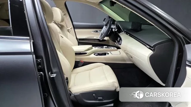 Genesis GV70 2021 Серый из Кореи, фото 2