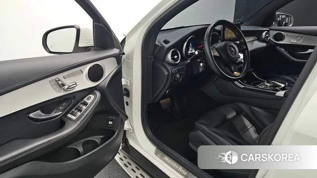Mercedes-Benz GLC-Class X253 2018 Белый из Кореи, фото 2