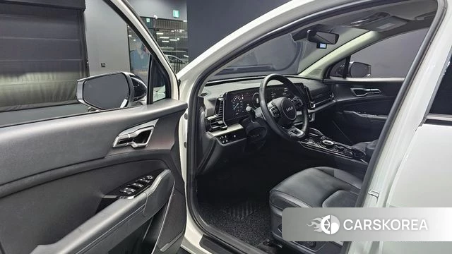 Kia Sportage 5th Generation Hybrid 2022 Белый из Кореи, фото 2