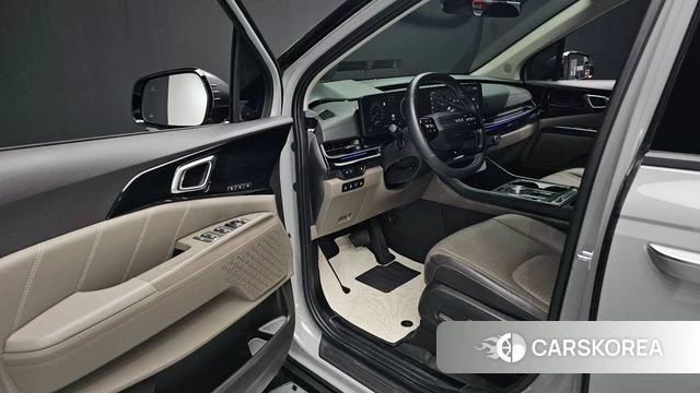 Kia The New Carnival 4th Generation 2025 Серебристо-серый из Кореи, фото 2