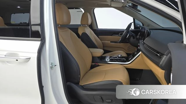 Kia Carnival 4th generation 2023 Белый из Кореи, фото 2