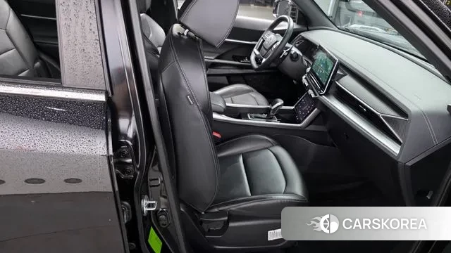 Ssangyong Torres 2023 Черный из Кореи, фото 2