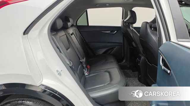 Kia Di Ol Nu Niro 2022 Белый из Кореи, фото 2