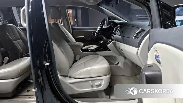 Kia The New Carnival 2020 Черный из Кореи, фото 2