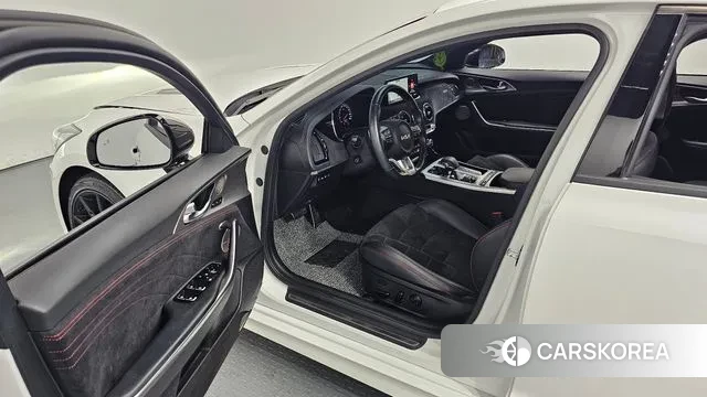 Kia Stinger Meister id 3659913 из Кореи 2