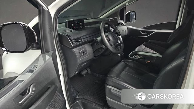 Hyundai Staria 2022 Белый из Кореи, фото 2