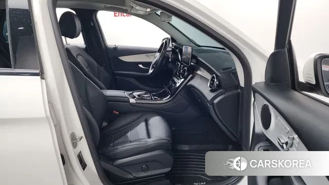 Mercedes-Benz GLC-Class X253 2018 Белый из Кореи, фото 2