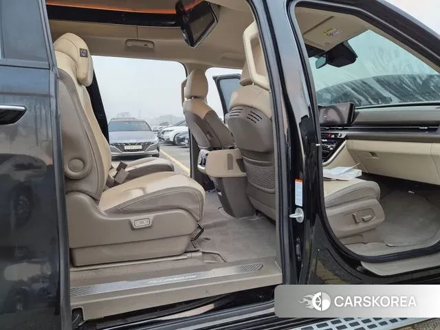 Kia Carnival 4th generation 2022 Черный из Кореи, фото 2