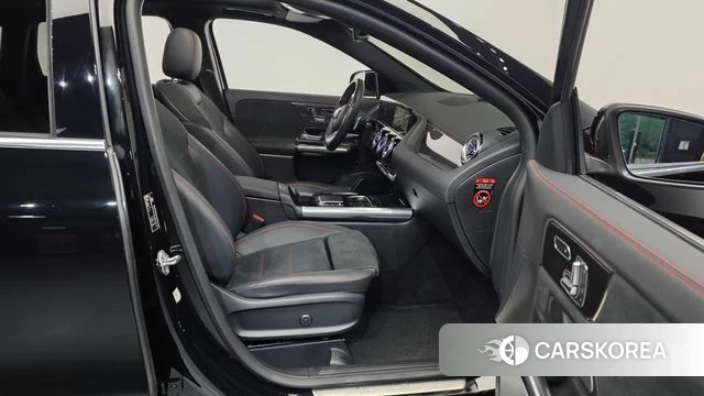 Mercedes-Benz GLA - Class H247 2023 Черный из Кореи, фото 2