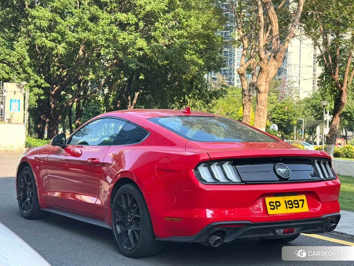 Ford Mustang 2021 Красный из Китая, фото 2