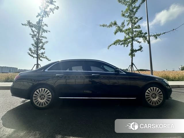 Mercedes-Benz E-class 2023 Черный из Китая, фото 2