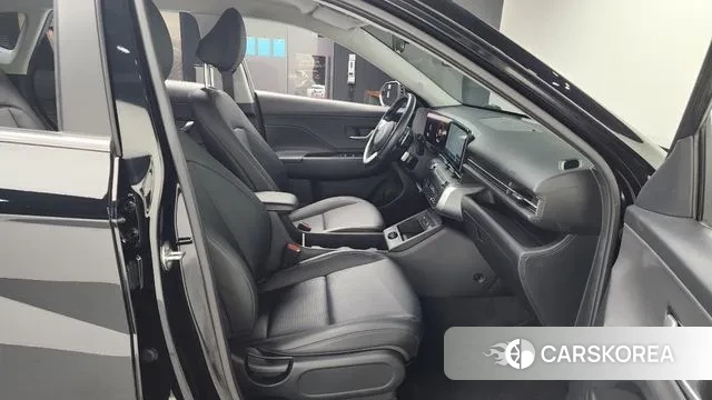 Hyundai Kona (SX2) 2023 Черный из Кореи, фото 2