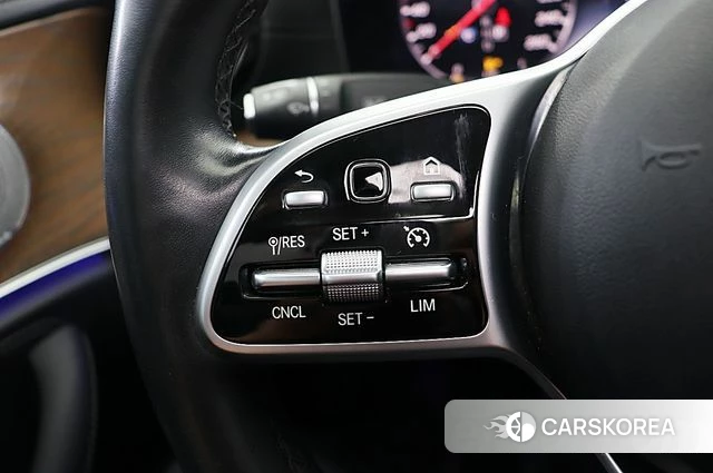 Mercedes-Benz E-Class W213 2019 Серебряный из Кореи, фото 2