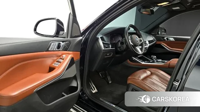 BMW X7 (G07) 2020 Черный из Кореи, фото 2