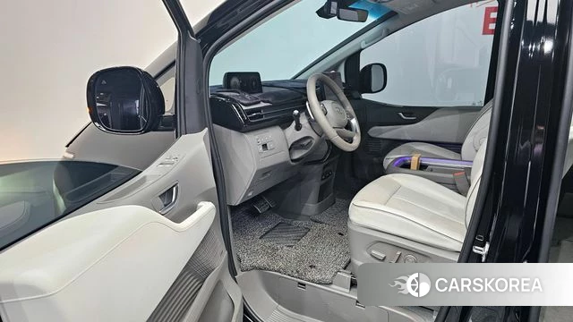 Hyundai Staria 2022 Черный из Кореи, фото 2