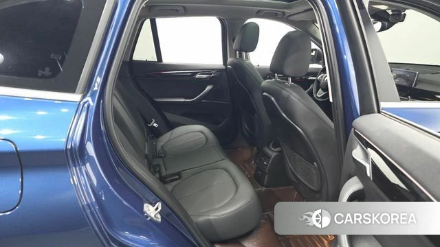 BMW X1 (F48) 2021 Синий из Кореи, фото 2