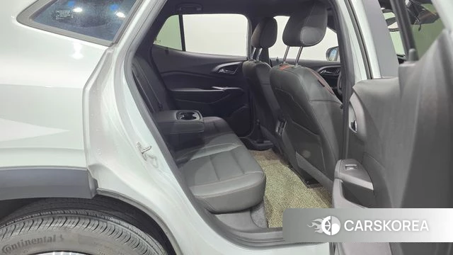 Chevrolet (GM Daewoo) Trax Crossover 2023 Белый из Кореи, фото 2
