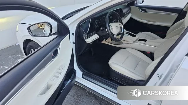 Hyundai The New Grandeur IG Hybrid 2022 Белый из Кореи, фото 2