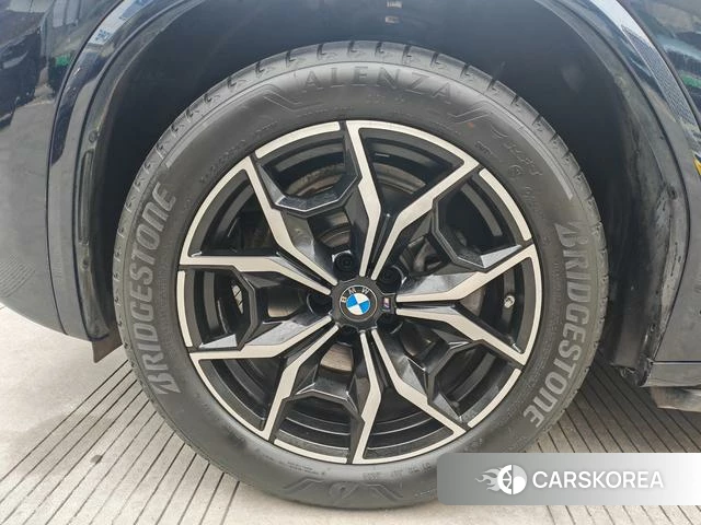 BMW X3 2021 Черный из Китая, фото 2