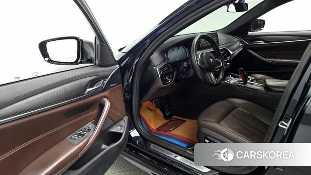 BMW 5 Series (G30) 2018 Синий из Кореи, фото 2