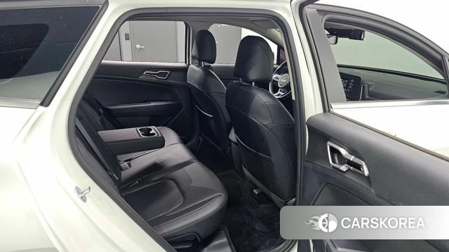 Kia Sportage 5th Generation 2022 Белый из Кореи, фото 2
