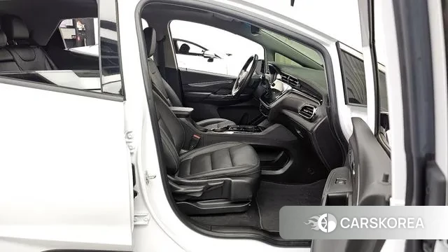 Chevrolet (GM Daewoo) New Bolt EV 2022 Белый из Кореи, фото 2