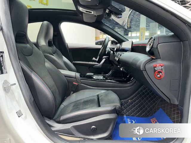Mercedes-Benz CLA (import) 2021 Белый из Китая, фото 2