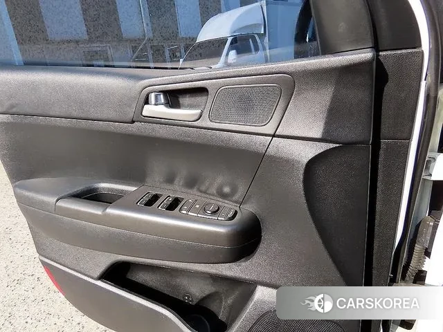 Kia Sportage The Bold 2021 Белый из Кореи, фото 2